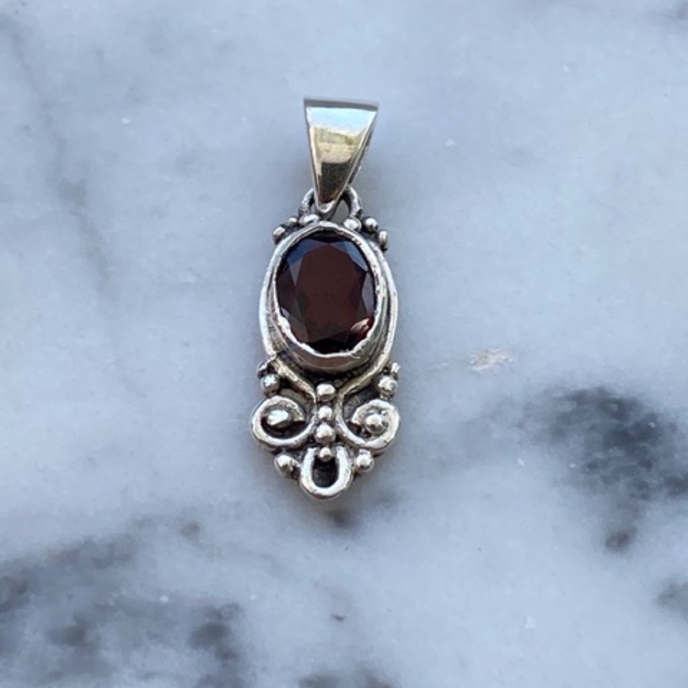 Vintage Sterling Silver Genuine Garnet Pendant